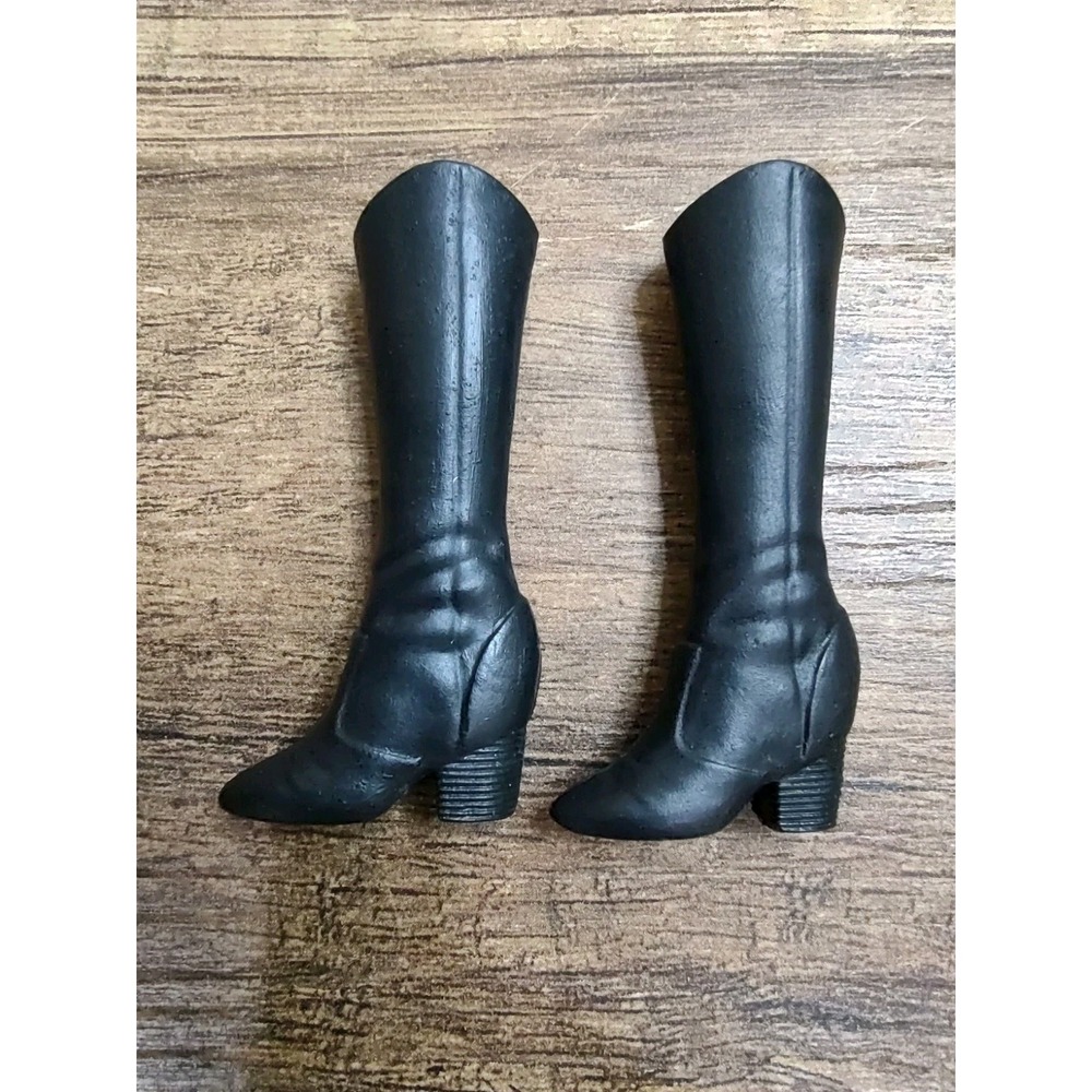 Mattel Barbie Doll Fashionistas Fashion Fever Black Tall Skinny Boots